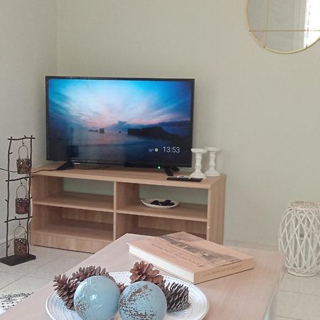 Pine House II Apartment Frínion Екстериор снимка